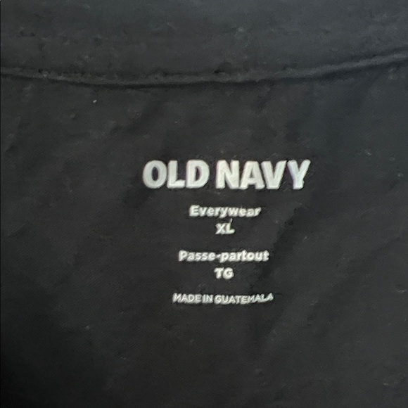Old Navy Black Graphic Tee - Picture 2 of 4